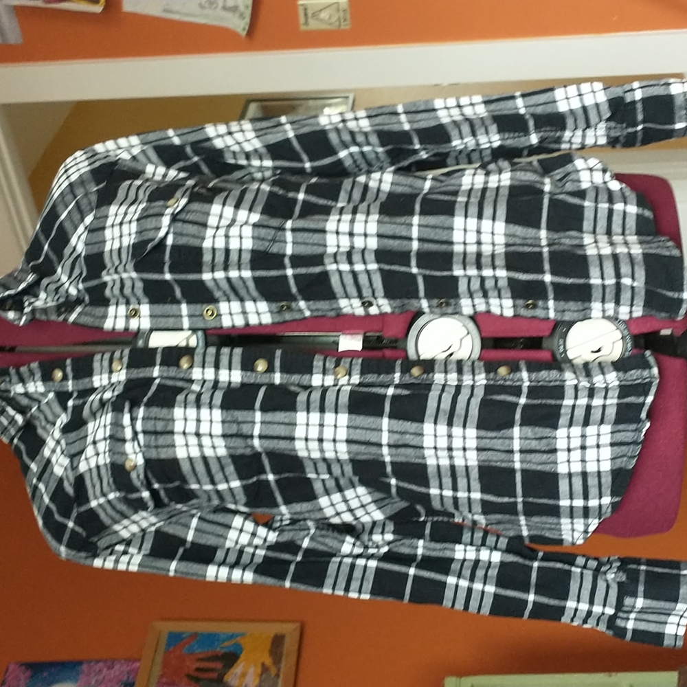 Black and white flannel, women's small.